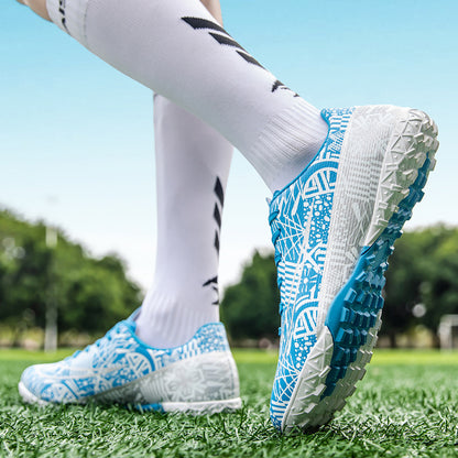 Men's Low-Top Soccer Cleats for Kids and Adults