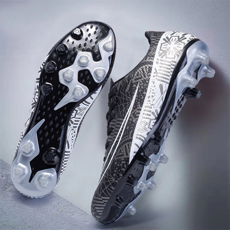 Men's Low-Top Soccer Cleats for Kids and Adults